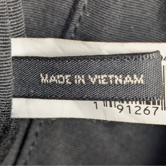 Marc Jacobs Black Pebbled Leather Crossbody Bag - Picture 12 of 14